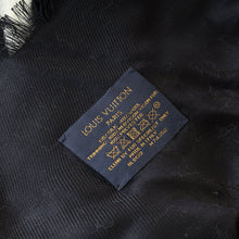 Louis Vuitton Bicolor Monogram Winter Party Monogram Shawl