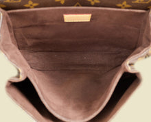 Louis Vuitton Monogram Pochette Metis Bag