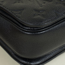 Louis Vuitton Black Monogram Empreinte Pochette Metis Bag