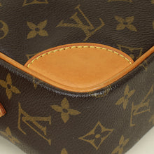 Louis Vuitton Monogram Trocadero 27 Crossbody Bag