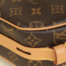 Louis Vuitton Monogram Boite Chapeau Souple MM Bag