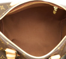 Louis Vuitton Monogram Speedy 25 Bag