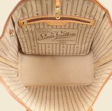 Louis Vuitton Monogram Neverfull MM Bag