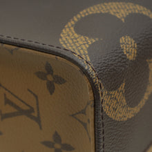 Louis Vuitton Monogram Reverse Onthego MM Bag