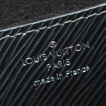 Louis Vuitton Noir Twist MM Bag