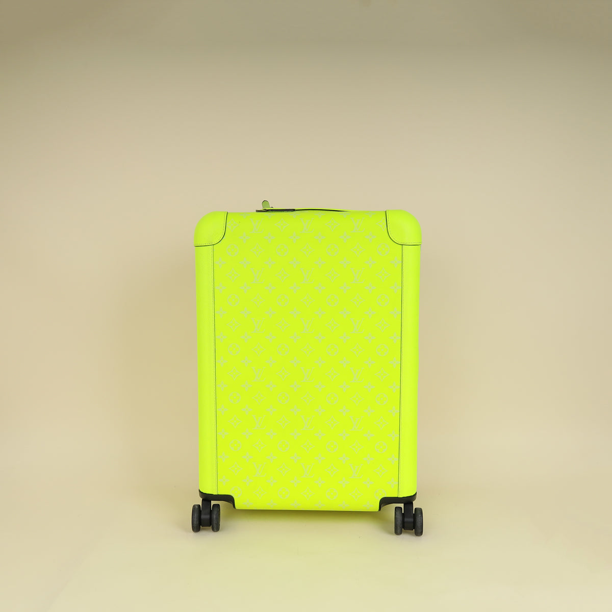 Louis Vuitton Neon Yellow Taigarama Horizon 55