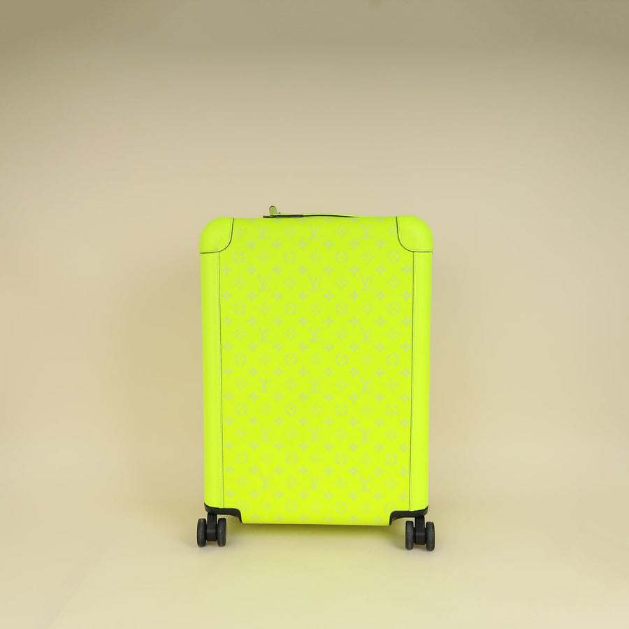 Louis Vuitton Neon Yellow Taigarama Horizon 55