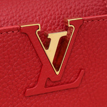 Louis Vuitton Scarlett Capucines Mini Bag