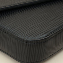 Louis Vuitton Noir Pochette Felicie Bag