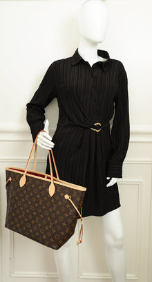 Louis Vuitton Monogram Neverfull MM Bag w/Pouch