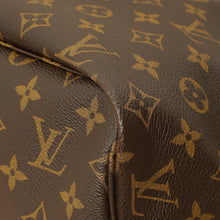 Louis Vuitton Monogram Neverfull MM Bag w/Pouch