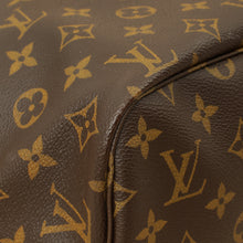 Louis Vuitton Monogram Neverfull MM Bag w/Pouch