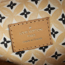 Louis Vuitton Giant LTd.Ed. Monogram Giant Speedy Bandouliere 25 Bag