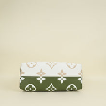 Louis Vuitton Bicolor Monogram Giant Onthego GM Bag