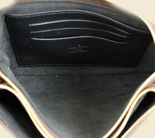 Louis Vuitton Monogram/Monogram Giant Reverse Double Zip Pochette