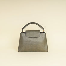 Louis Vuitton Bicolor Capucines MM Bag
