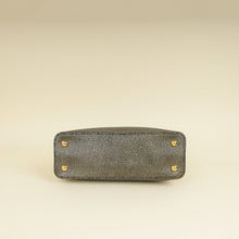 Louis Vuitton Bicolor Capucines MM Bag