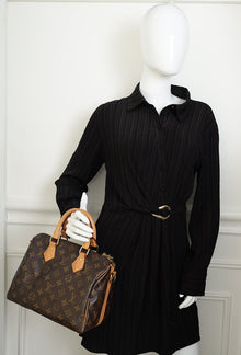 Louis Vuitton Monogram Speedy 25 Bandouliere Bag