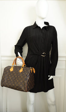 Louis Vuitton Monogram Speedy 30 Bag