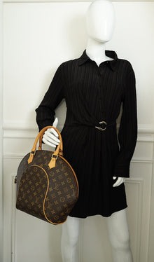 Louis Vuitton Monogram Ellipse MM Bag