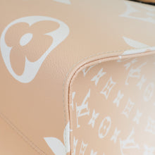 Louis Vuitton Brume By The Pool Onthego GM Bag