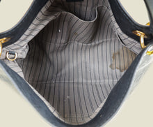 Louis Vuitton Bleu Infini Monogram Empreinte Artsy MM Bag