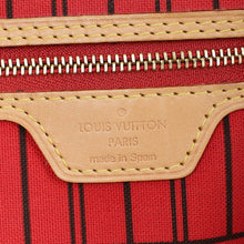 Louis Vuitton Monogram Neverfull MM Bag W/ Pouch