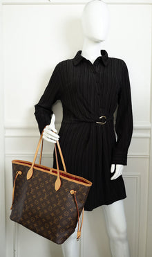Louis Vuitton Monogram Neverfull MM Bag W/ Pouch