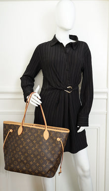 Louis Vuitton Monogram Neverfull MM Bag