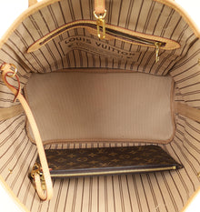 Louis Vuitton Monogram Neverfull MM Bag