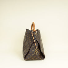 Louis Vuitton Monogram Artsy MM Bag