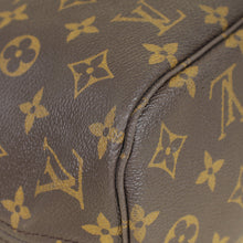 Louis Vuitton Monogram Neverfull PM Bag
