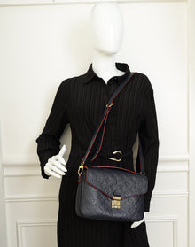 Louis Vuitton Marine Rouge Monogram Empreinte Pochette Métis