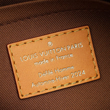 Louis Vuitton Monogram Dust Coated Keepall Bandoulière 25 Bag