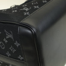 Louis Vuitton Black Monogram Light Up Keepall Bandoulière 50 Bag