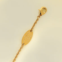 Louis Vuitton Essential V Bracelet