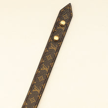 Louis Vuitton Monogram Essential V Bracelet 17