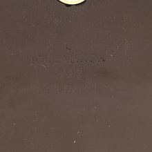 Louis Vuitton Amarante Vernis Sobe Clutch