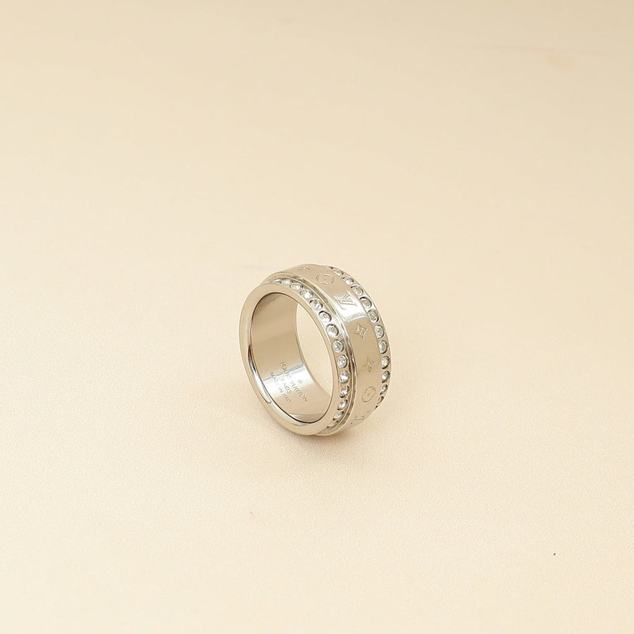 Louis Vuitton Silver Crystal Catch Ring 59