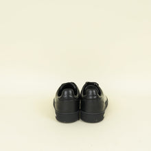 Louis Vuitton Black Frontrow Sneaker 36