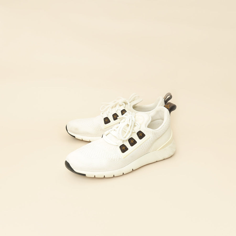 Louis Vuitton White Knit Aftergame Sneakers 41
