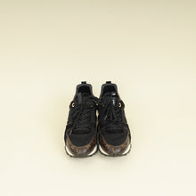 Louis Vuitton Bicolor Run Away Sneaker 37.5