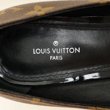 Louis Vuitton Monogram Black Pointed Toe Pumps 37