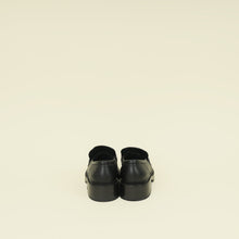 Louis Vuitton Monogram Black Academy Loafer 38.5