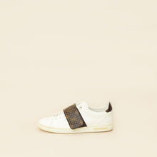 Louis Vuitton Monogram White Frontrow Sneaker 41
