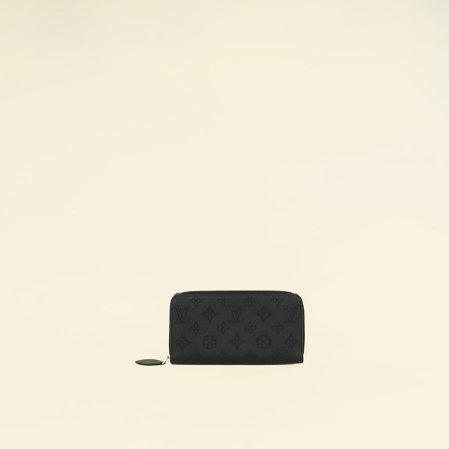 Louis Vuitton Black Monogram Mahina Zippy Wallet