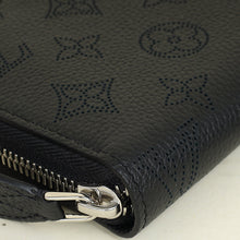 Louis Vuitton Black Monogram Mahina Zippy Wallet