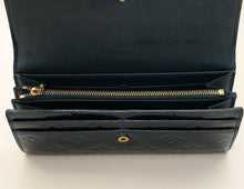 Louis Vuitton Bleu Nuit Monogram Vernis Sarah Wallet
