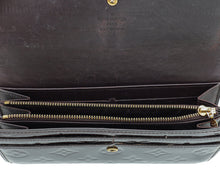 Louis Vuitton Amarante Monogram Vernis Sarah Wallet