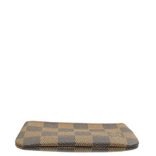 Louis Vuitton Damier Key Pouch